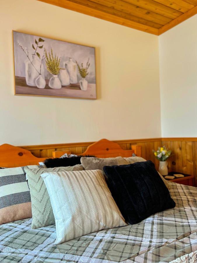 Auberge Au Poste De Traite Sainte-Famille Εξωτερικό φωτογραφία